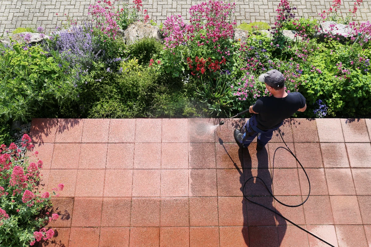 Behövs tillstånd för markstenstvätt? Så här ligger det till